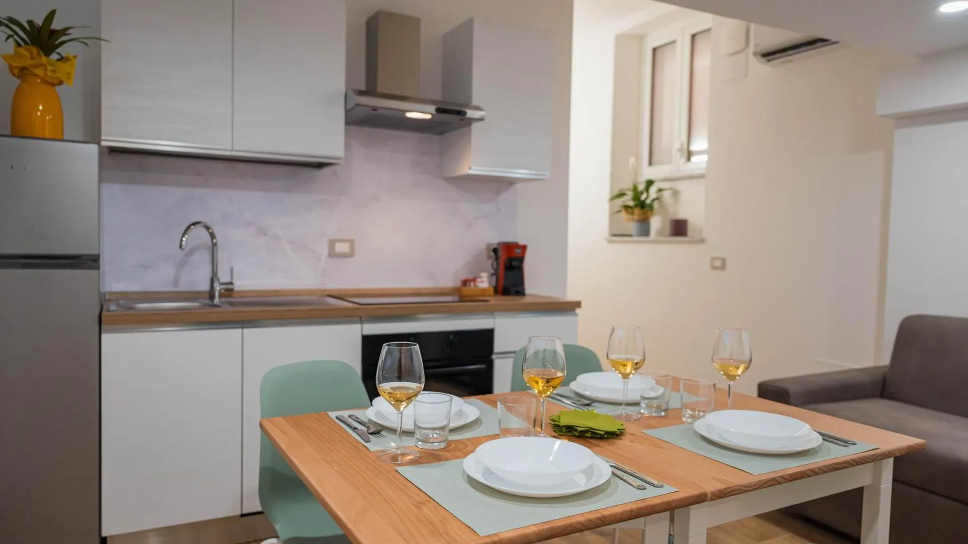 Humboldt Luxury Apartment & Rooms 타오르미나 0*,  이탈리아